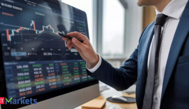 Double Dip - Double Dip: 14 Nifty500 stocks slide in both quarters of FY26, slip up to 45%