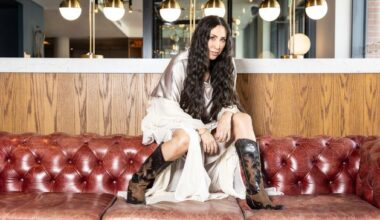 Singer-songwriter RuthAnne Cunningham on her new book It's Not Just A Song and album The Moment, fame, sexual assault and endometriosis