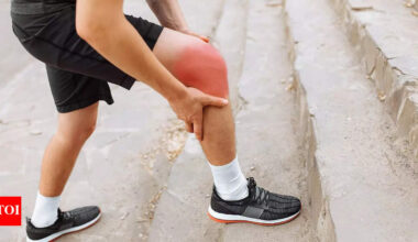 Dementia starts in your legs, top neurosurgeon warns |