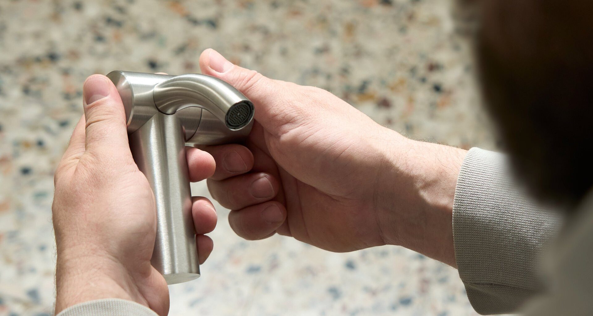 Precision, Purity, and the Poetics of Stainless Steel for Contemporary Bathrooms