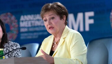 IMF chief warns of economic uncertainty and offers…