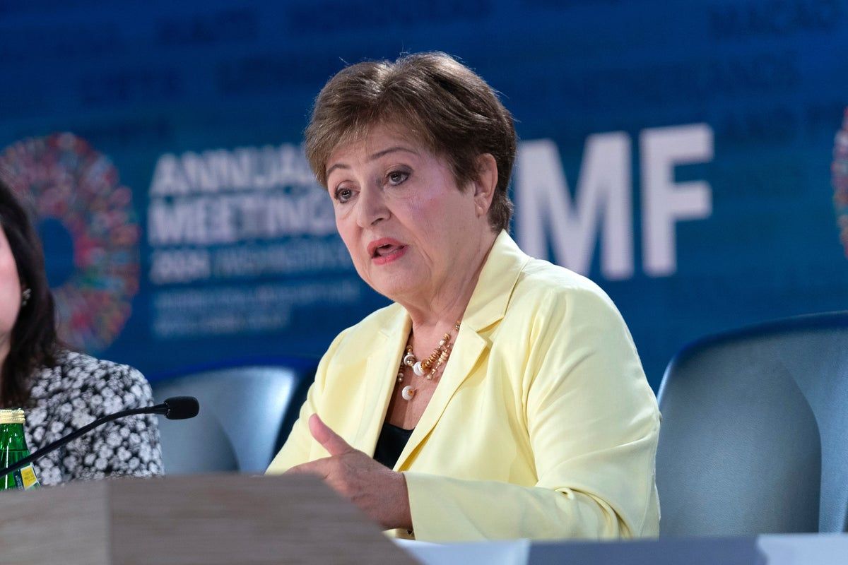 IMF chief warns of economic uncertainty and offers…