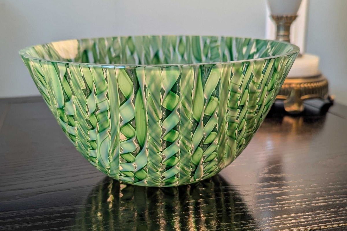 hobbies, analog hobbies, making art, exercise, digital detox, ask reddit, creativity, art, dance, hobbies