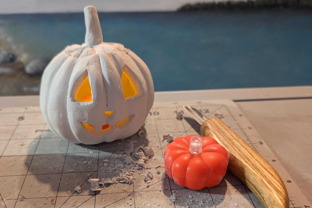 hobbies, analog hobbies, making art, exercise, digital detox, ask reddit, creativity, art, dance, hobbies