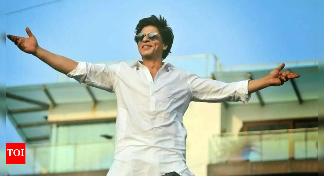‘I was shocked’: When Shah Rukh Khan recalled how a fan sneaked into ‘Mannat’ to swim in his pool | Hindi Movie News