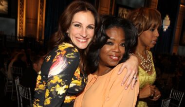 Julia Roberts Shares Oprah Baby Gift Story On WWHL
