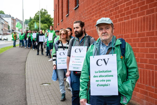 43,000 people to receive new warning letter on unemployment benefit limits