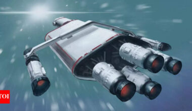 Star Trek’s warp drive might not be fiction at all: Scientists create time travel model that obeys physics |