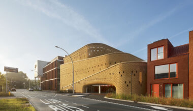 Parking Garages: Antithesis or Opportunity for 21st-Century Urbanism?