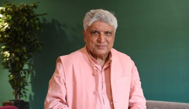 Javed Akhtar skewers troll asking him to dress up as a woman, attend press con: ‘Why you are born with such low IQ’
