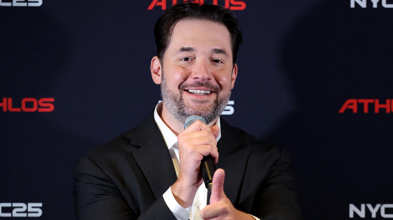 The ‘Dead Internet Theory’—Noted By Altman And Ohanian—Explained