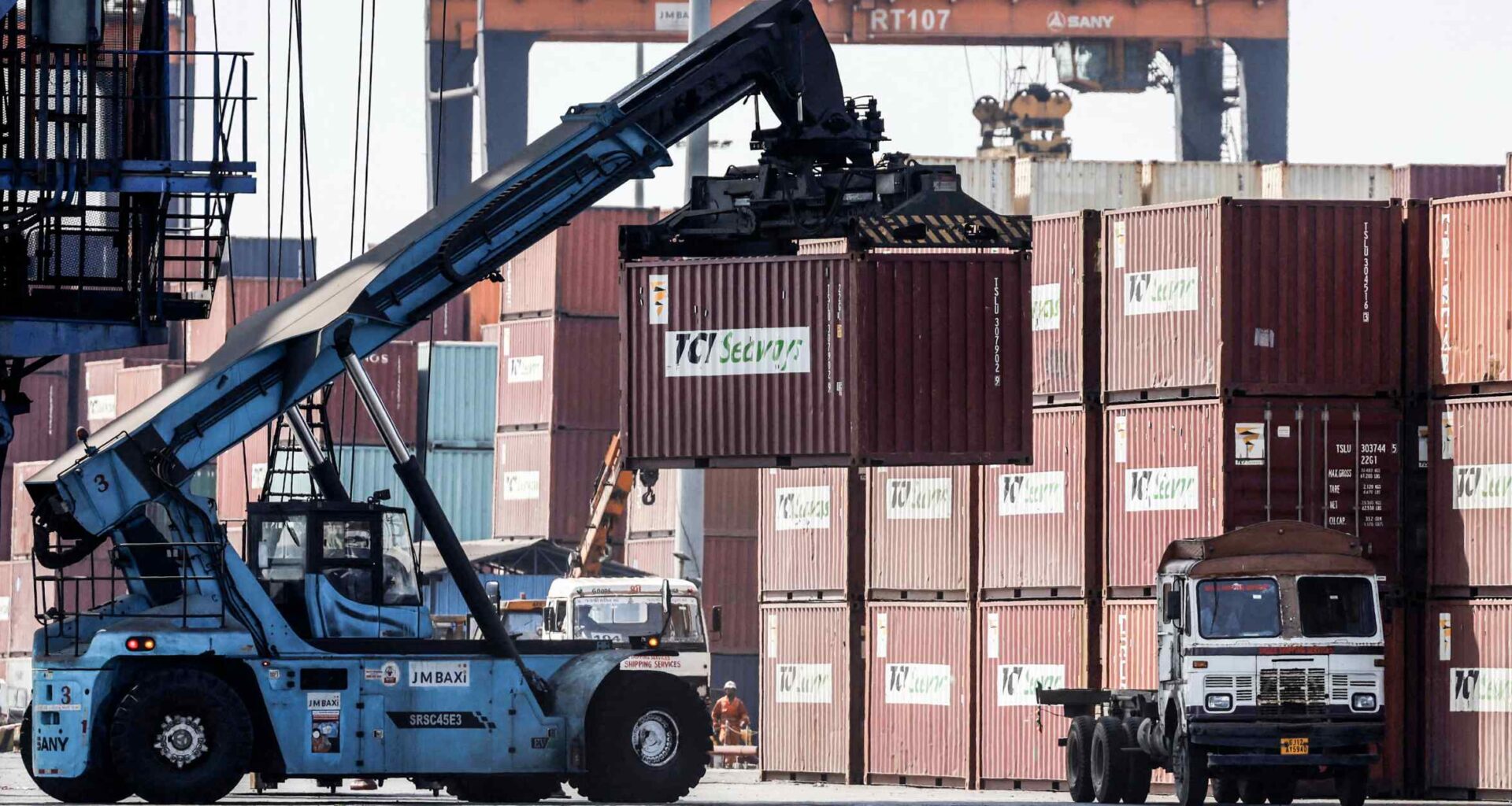 India's exports to US down 21% in wake of 50% tariff
