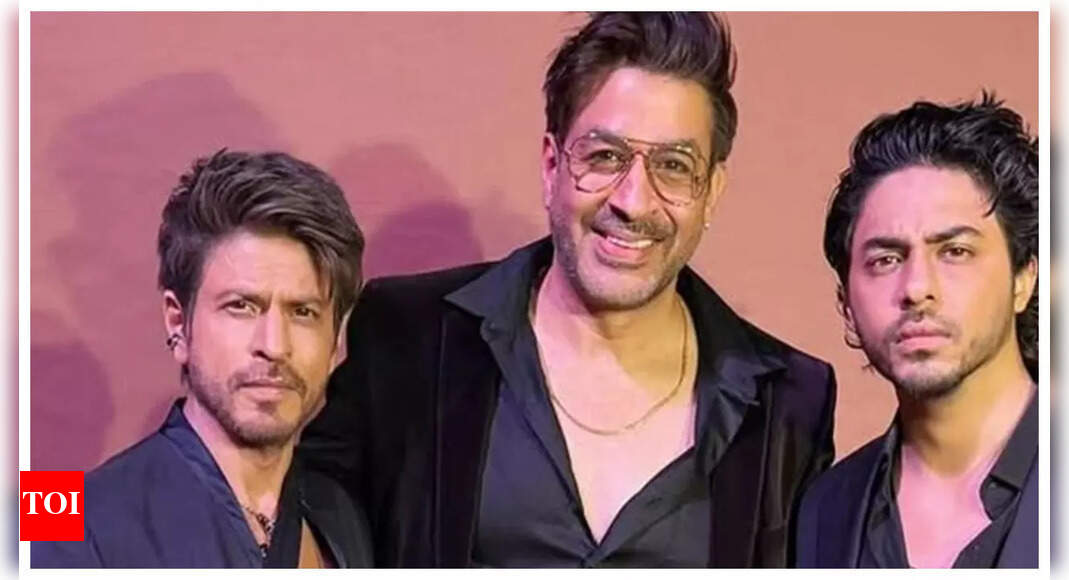 'I was watching their...': Rajat Bedi reveals Shah Rukh Khan, Aryan Khan held Lakshmi pooja before starting Ba***ds of Bollywood | Hindi Movie News