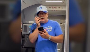 Nick Offerman pranks 'Parks and Rec' co-star Jim O'Heir mid-flight