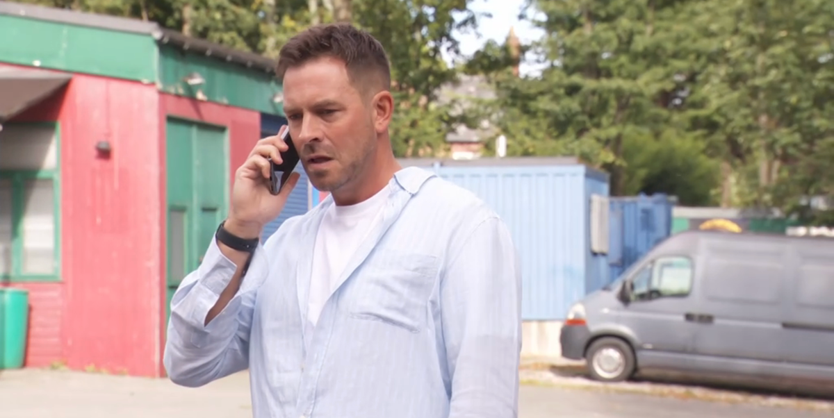 Hollyoaks to make last-minute change to killer Darren plot on dramatic wedding day