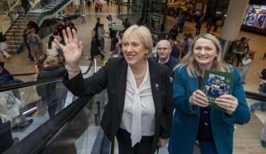 Heather Humphreys in blistering attack on Catherine Connolly’s work for UK banks