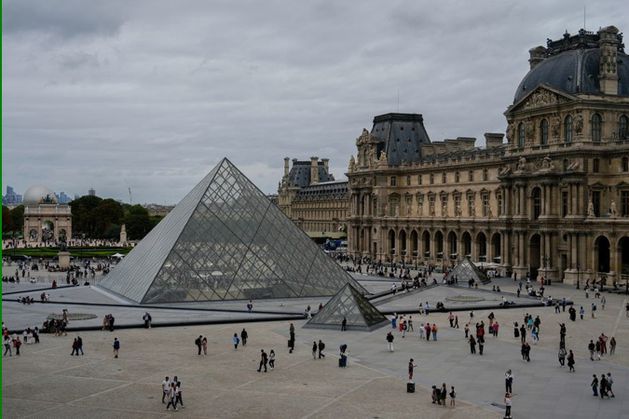 Thieves steal priceless jewels from Paris' Louvre in brazen daylight heist