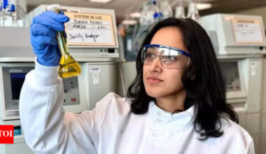 Indian-origin scientist Dr Arathyram Ramachandra wins $3 million UK fellowship for battery-free medical implants |