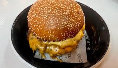 Lucinda O’Sullivan’s restaurant review: This retro spot has been booked out for weeks, but I finally nabbed a seat and found a joyous vibe plus bags of flavour