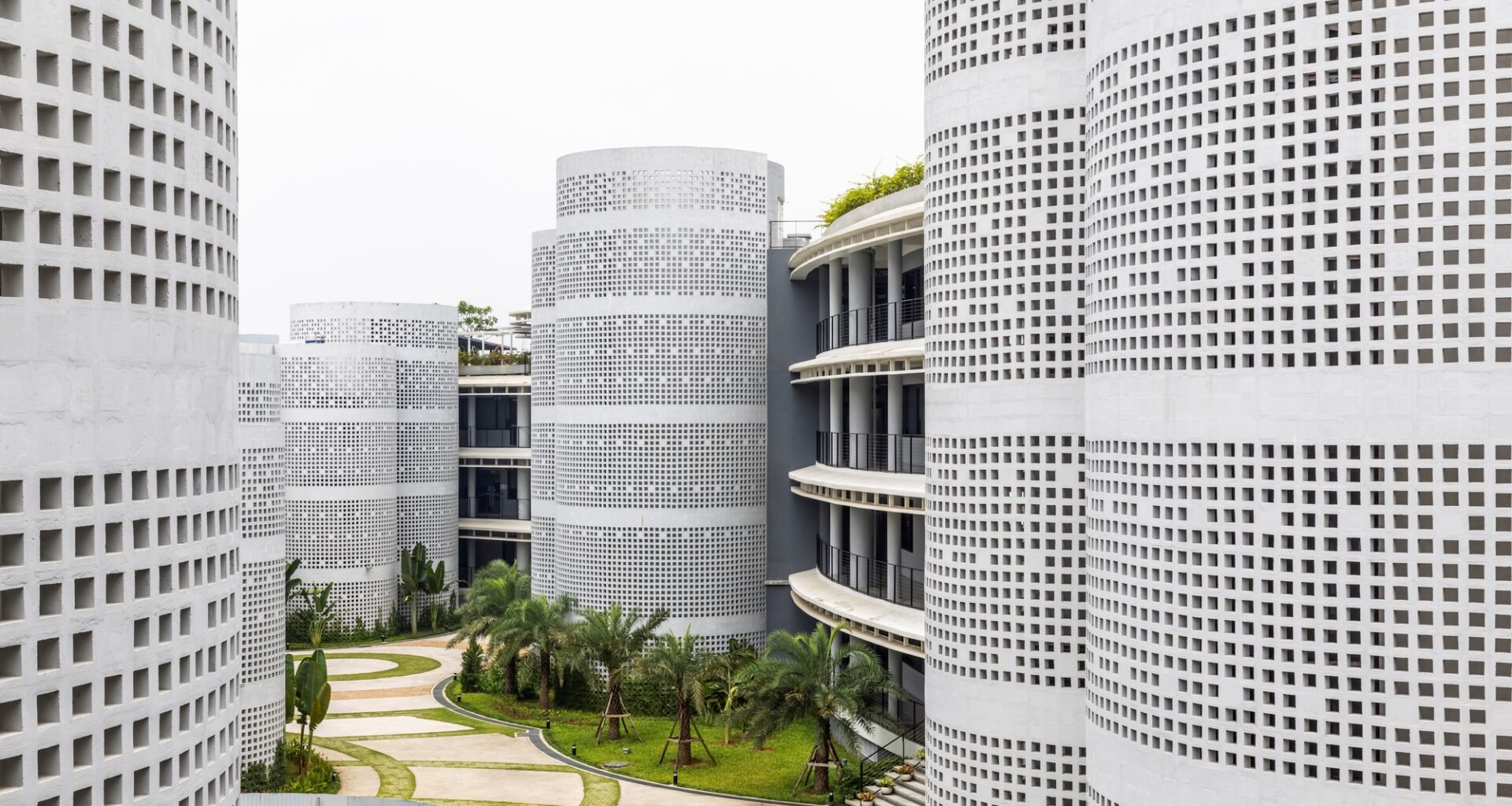 Infinity Village / G8A Architecture & Urban Planning