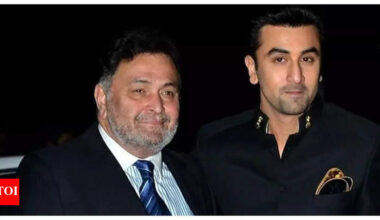 'See where your son has reached…': Subhash Ghai wishes Rishi Kapoor were alive to see Ranbir Kapoor's success | Hindi Movie News