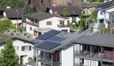 Half of Swiss homebuyers raid pension pot for funding
