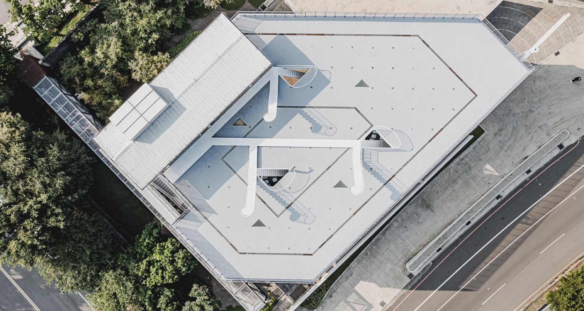 AS ABOVE SO BELOW / KHAA (Kuo+Huang and Associates)