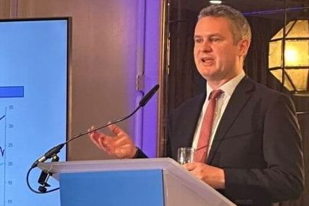 Bank of Ireland revises its forecast for the economy upwards with strong export growth