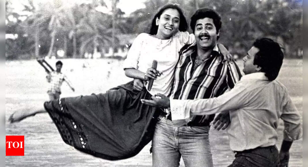 'My days of struggle, 1982 “Saath Saath”': When late actor Satish Shah shared a nostalgic picture with Kiran Vairale; Rakesh Bedi joined in | Hindi Movie News