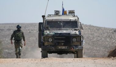 Nine killed as Israeli planes strike Gaza in test of US-brokered ceasefire