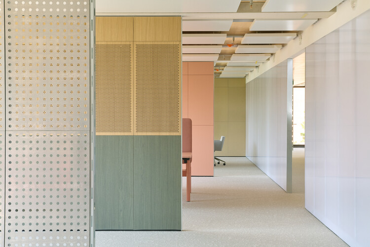 What If Buildings Evolved Instead of Being Rebuilt? - Image 6 of 8