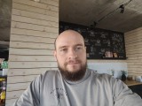 Dedicated selfie camera photos - f/2.2, ISO 500, 1/100s - Xiaomi 17 Pro Max review