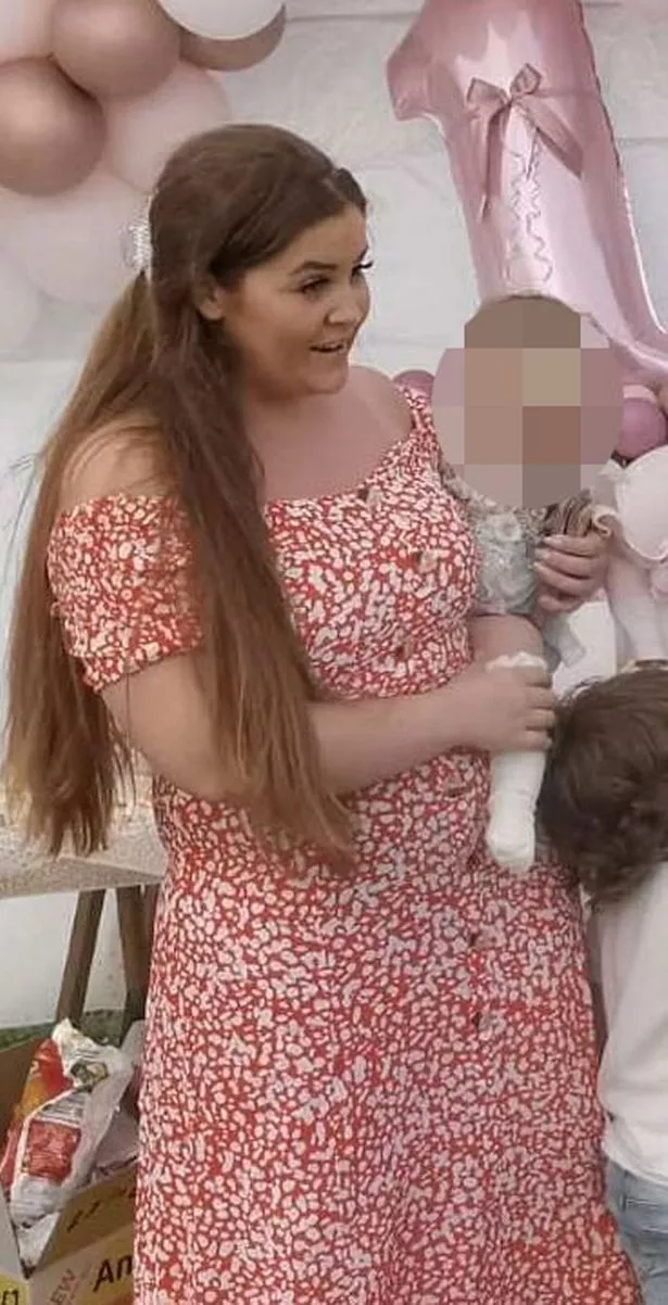 Abbie weighed 14 and a half stone at her heaviest (Jam Press)