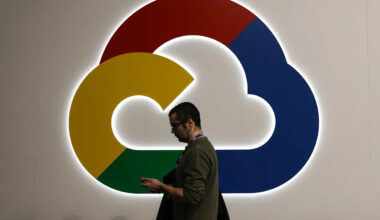 Anthropic, Google in talks on multibillion-dollar cloud deal