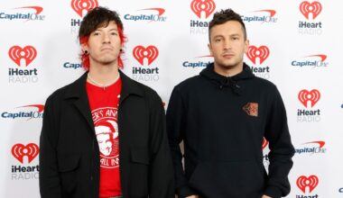 Twenty One Pilots Are in Search of a Missing USB Drive