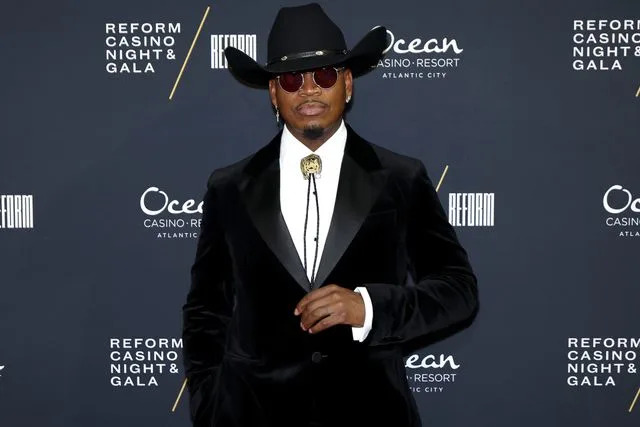 Arturo Holmes/Getty NE-YO in September 2025 in Atlantic City, N.J.