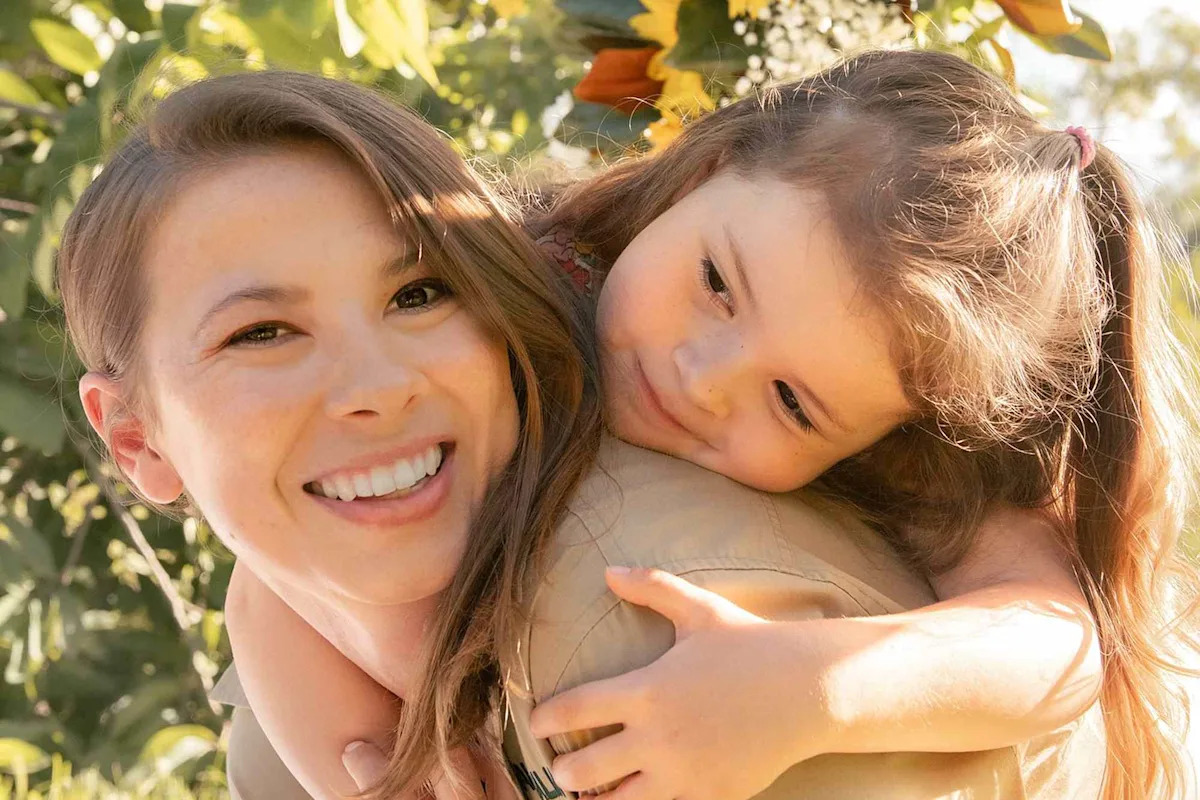 Bindi Irwin’s Mini-Me Daughter Grace Warrior, 4, Gives Her Mom the Biggest Hug in Sweet Sunflower Photo