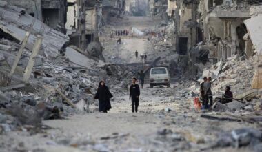 Ceasefire holds in Gaza in advance of hostage release and Donald Trump’s visit to Israel – The Irish Times