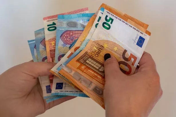 Thousands of parents qualify for new €280 grant in 2025
