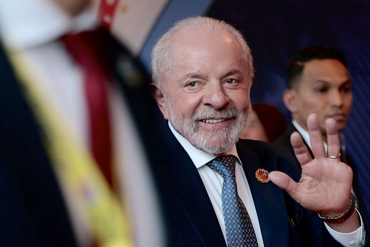 Lula marks 80th birthday at Asean Summit