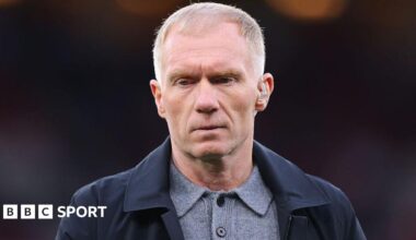 Paul Scholes wearing a jacket