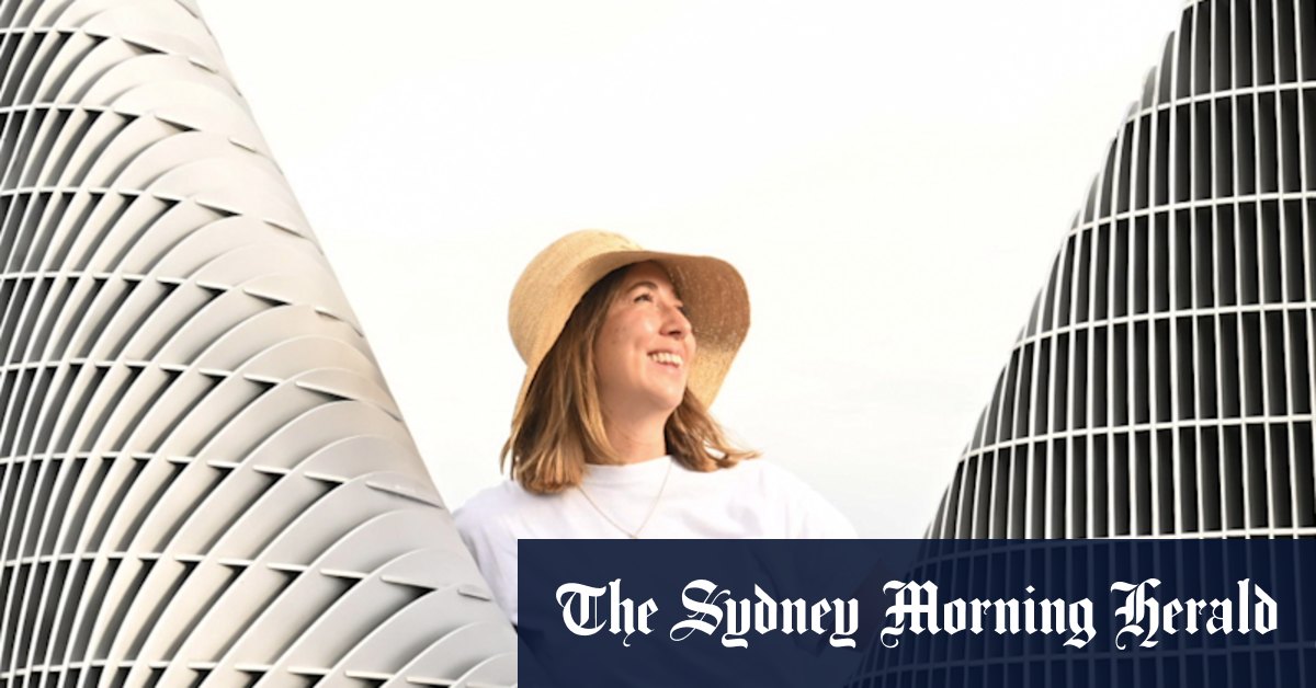 Artists lash Creative Australia, make urgent plea to minister Tony Burke after near cancellation