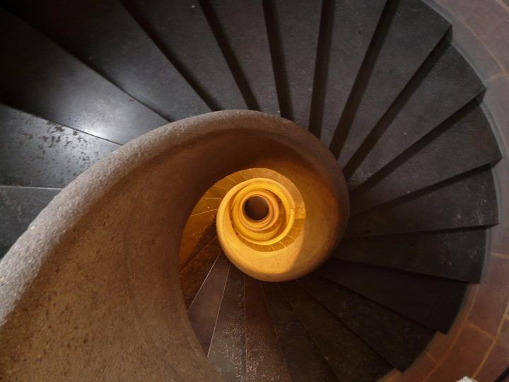 Bitcoin (BTC) Bear Market Incoming? Price May Fall to $70K or Lower, Expert Predicts