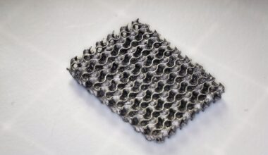 Researchers at EPFL Redefine Vat Photopolymerization with Hydrogel-Based Metal Printing