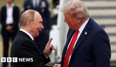 No immediate plans for Trump-Putin meeting, White House official says