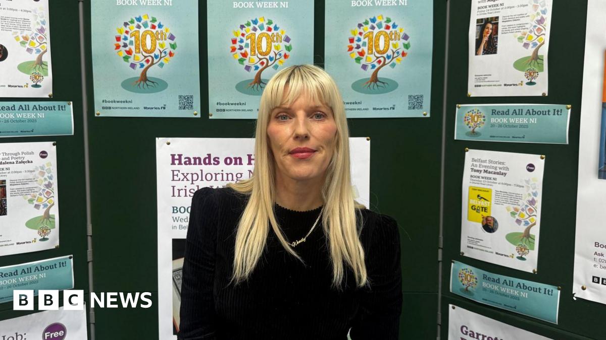 A composite image of the front pages of the Daily Mirror and Metro. "What did the palace know?" reads the headline on the former and a strap on the headline of the latter reads "world wide wobble after web giant's glitch".