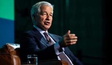 JPMorgan’s Dimon Says AI Cost Savings Now Match Money Spent