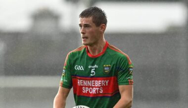 Three-goal Mid Kerry stun reigning champions Dr Crokes to reach quarter-finals