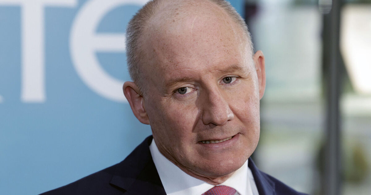 Fianna Fáil presidential election candidate Jim Gavin withdraws from race