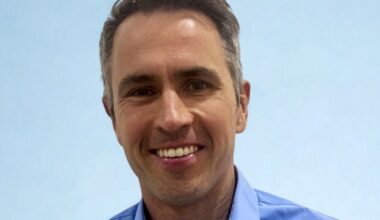 RTÉ pulls Kieran Cuddihy from Late Late Show as he is still under Newstalk contract 